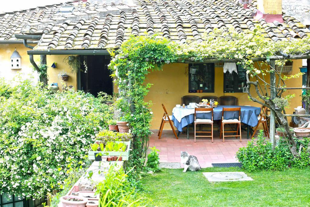 Bed and Breakfast Le Tre Colombe Баньо-а-Риполи Экстерьер фото
